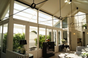 Andre's Mews Luxury Serviced Apartments - Tweed Heads Accommodation 1