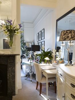 Andre's Mews Luxury Serviced Apartments - Tweed Heads Accommodation 9