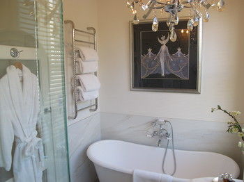 Andre's Mews Luxury Serviced Apartments - Tweed Heads Accommodation 17