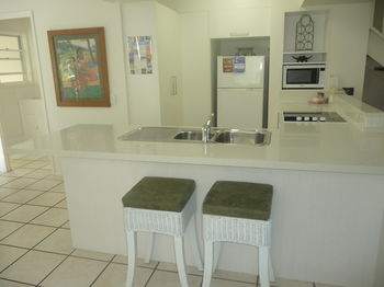 Sunset Cove Noosa - Tweed Heads Accommodation 0