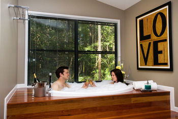 Amore On Buderim Luxury Rainforest Cabins - Tweed Heads Accommodation 19