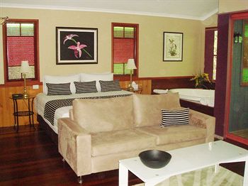 Amore On Buderim Luxury Rainforest Cabins - Tweed Heads Accommodation 4