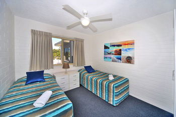 Surf Dance - Tweed Heads Accommodation 25