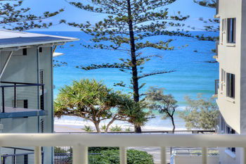 Surf Dance - Tweed Heads Accommodation 33