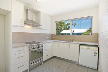 Surf Dance - Tweed Heads Accommodation 37