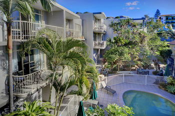 Surf Dance - Tweed Heads Accommodation 46