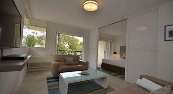 Saks On Hastings - Tweed Heads Accommodation 23