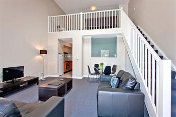 Ryals Serviced Apartments Camperdown - Tweed Heads Accommodation 4