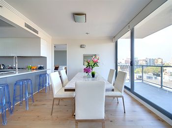 Zara Tower - Luxury Suites And Apartments - Tweed Heads Accommodation 3