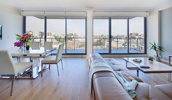Zara Tower - Luxury Suites And Apartments - Tweed Heads Accommodation 9