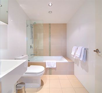 Zara Tower - Luxury Suites And Apartments - Tweed Heads Accommodation 19