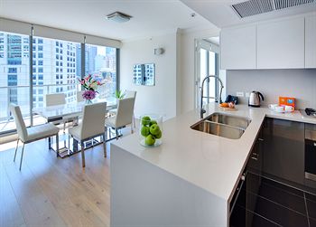 Zara Tower - Luxury Suites And Apartments - Tweed Heads Accommodation 22