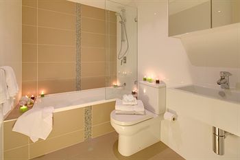 Zara Tower - Luxury Suites And Apartments - Tweed Heads Accommodation 29