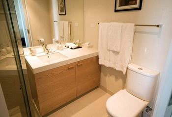 Apartments Melbourne Domain - Docklands - Tweed Heads Accommodation 12