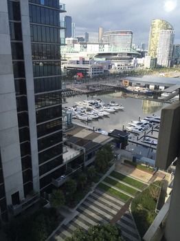 Apartments Melbourne Domain - Docklands - Tweed Heads Accommodation 26