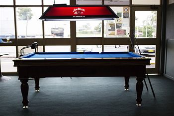 Brown Jug Inn Hotel - Tweed Heads Accommodation 2