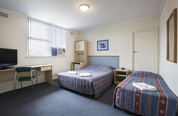 Brown Jug Inn Hotel - Tweed Heads Accommodation 4