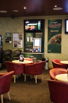 Brown Jug Inn Hotel - Tweed Heads Accommodation 13