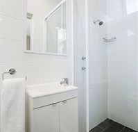 Colyton Hotel - Tweed Heads Accommodation