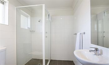 Colyton Hotel - Tweed Heads Accommodation 1