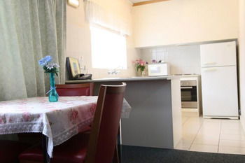 Carnegie Motor Inn - Tweed Heads Accommodation 11
