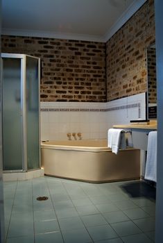Airport Motel Sir Francis Drake - Tweed Heads Accommodation 7
