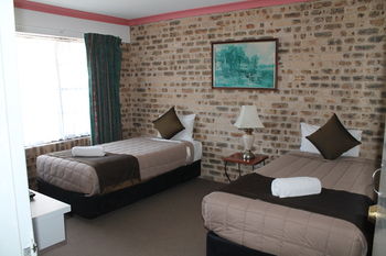 Airport Motel Sir Francis Drake - Tweed Heads Accommodation 12
