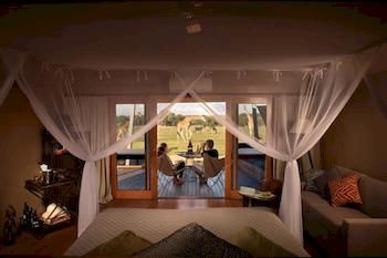 Zoofari Lodge, Taronga Western Plains Zoo - Tweed Heads Accommodation 0