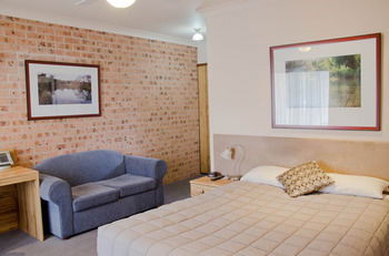 Baybrook Motor Inn & Apartments - Tweed Heads Accommodation 13