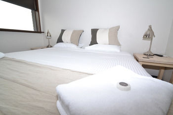 Crossroads Hotel Liverpool - Tweed Heads Accommodation 3