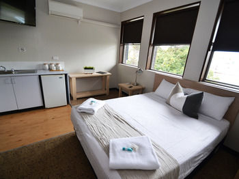 Crossroads Hotel Liverpool - Tweed Heads Accommodation 6