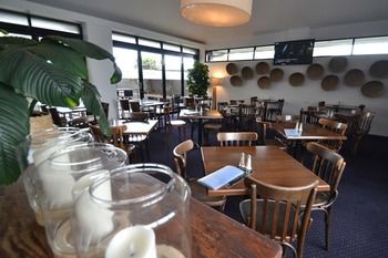 Crossroads Hotel Liverpool - Tweed Heads Accommodation 9