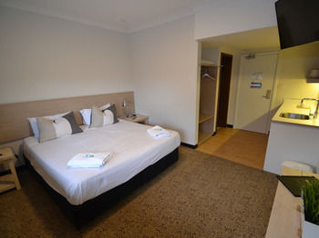 Crossroads Hotel Liverpool - Tweed Heads Accommodation 18