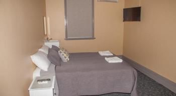 Cessnock Hotel - Tweed Heads Accommodation 8