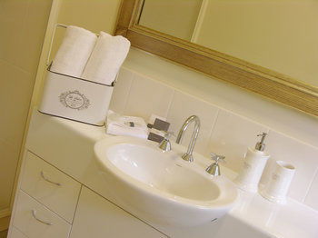 Apple Tree Cottage & Studio - Tweed Heads Accommodation 2