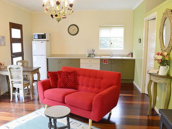 Apple Tree Cottage & Studio - Tweed Heads Accommodation 13