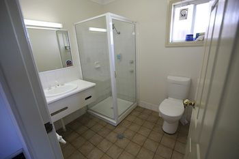 Across Country Motel And Serviced Apartments - Tweed Heads Accommodation 12