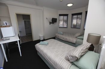 Across Country Motel And Serviced Apartments - Tweed Heads Accommodation 19