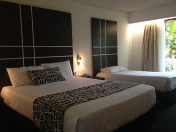 The Willows - Tweed Heads Accommodation 14