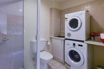 Anchor On Little Collins - Tweed Heads Accommodation 22