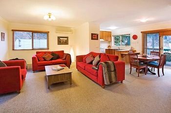 Annie's Escape In Warburton - Tweed Heads Accommodation 3