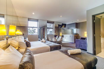 Comfy Kew Apartments - Tweed Heads Accommodation 3