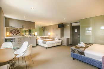 Comfy Kew Apartments - Tweed Heads Accommodation 4