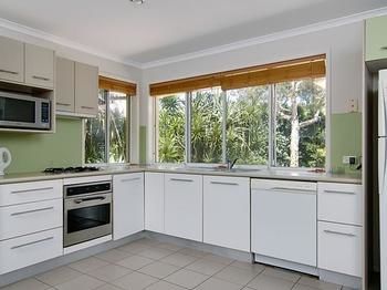 Pebbles At Mudjimba Beach - Tweed Heads Accommodation 16