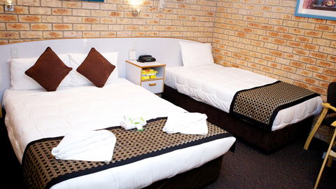 BEST WESTERN Kennedy Drive Motel - Tweed Heads Accommodation 9