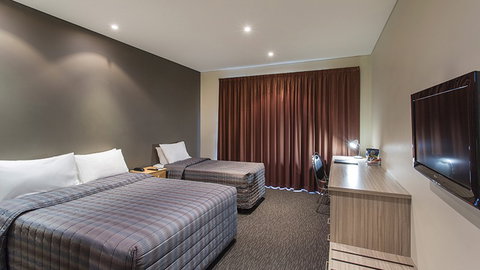 BEST WESTERN Foreshore Motel - Tweed Heads Accommodation 0