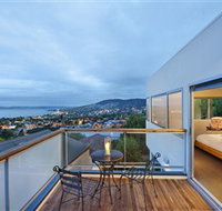 Library House - Tweed Heads Accommodation