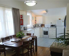 Amy Cottage - Tweed Heads Accommodation 3