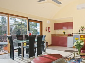 Sandy Bay Chalet - Tweed Heads Accommodation 0