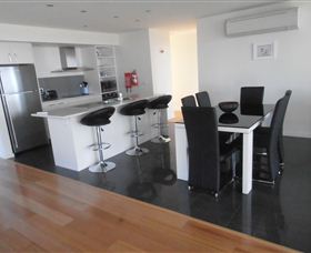 Tuckers Rocks Cottage - Tweed Heads Accommodation 0